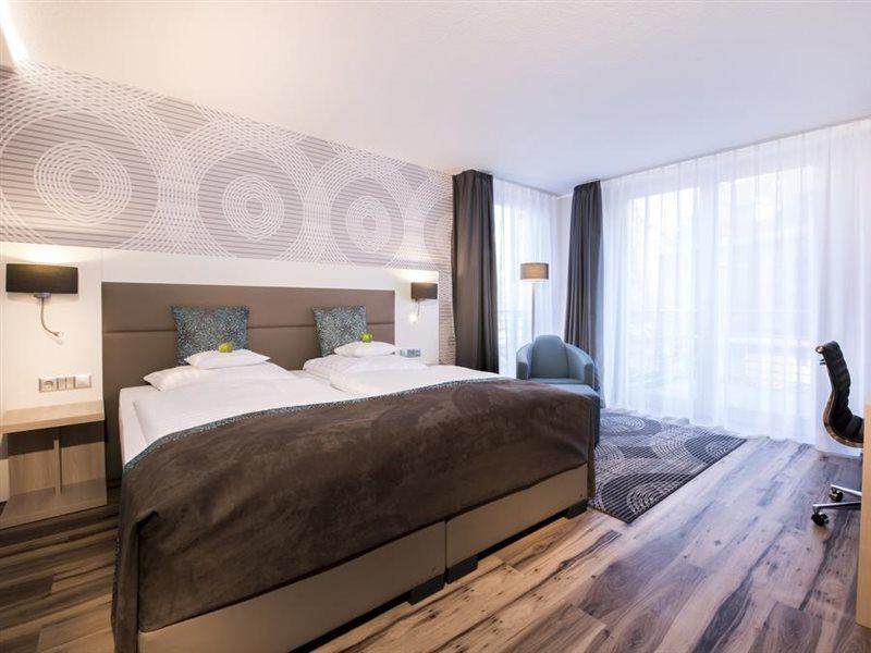 คอลเลจุม เลโอนินุม Hotel บอนน์ ภายนอก รูปภาพ