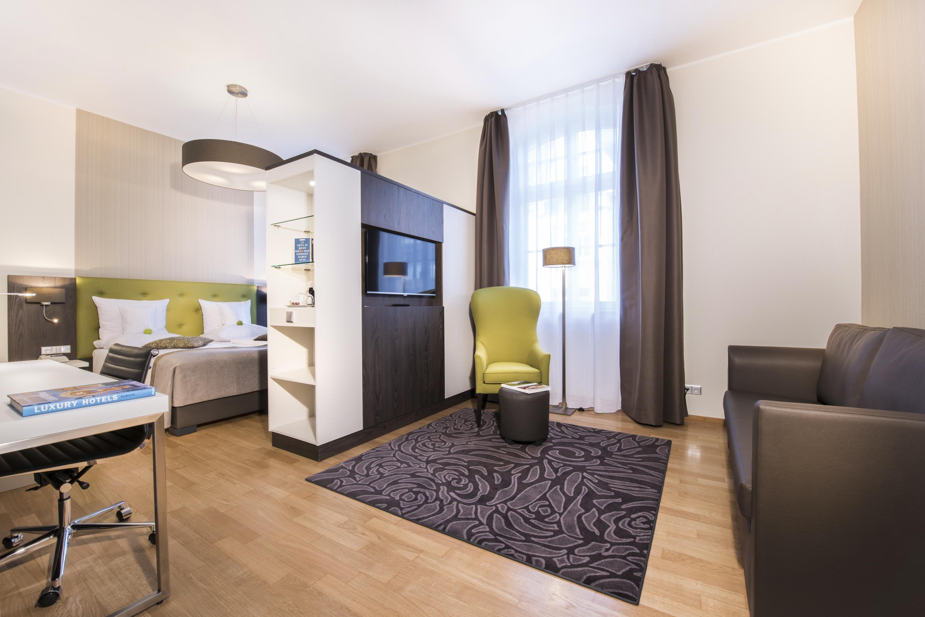 คอลเลจุม เลโอนินุม Hotel บอนน์ ภายนอก รูปภาพ